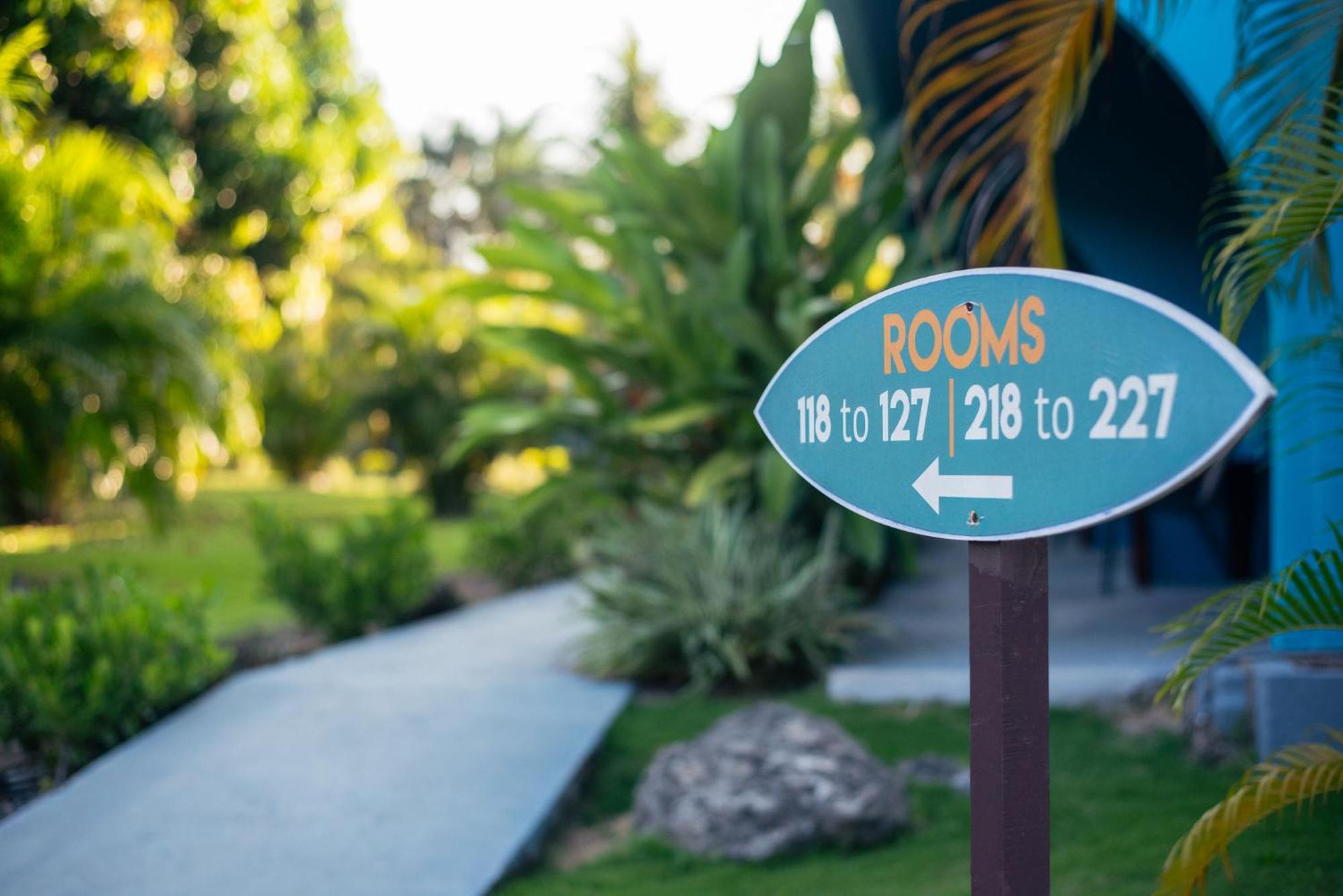Beach Break Resort & Cr Surf Camp Хако Экстерьер фото