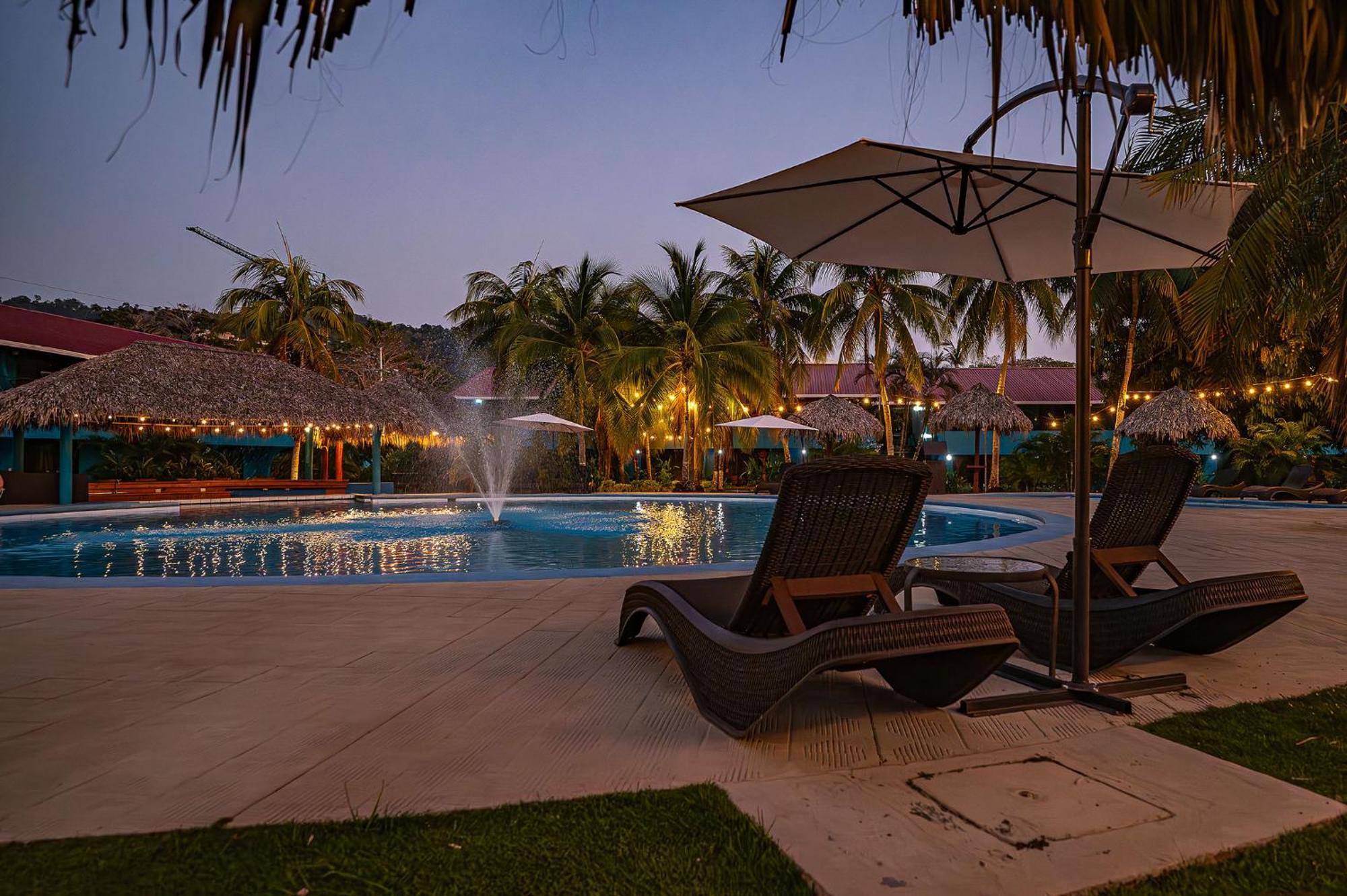 Beach Break Resort & Cr Surf Camp Хако Экстерьер фото