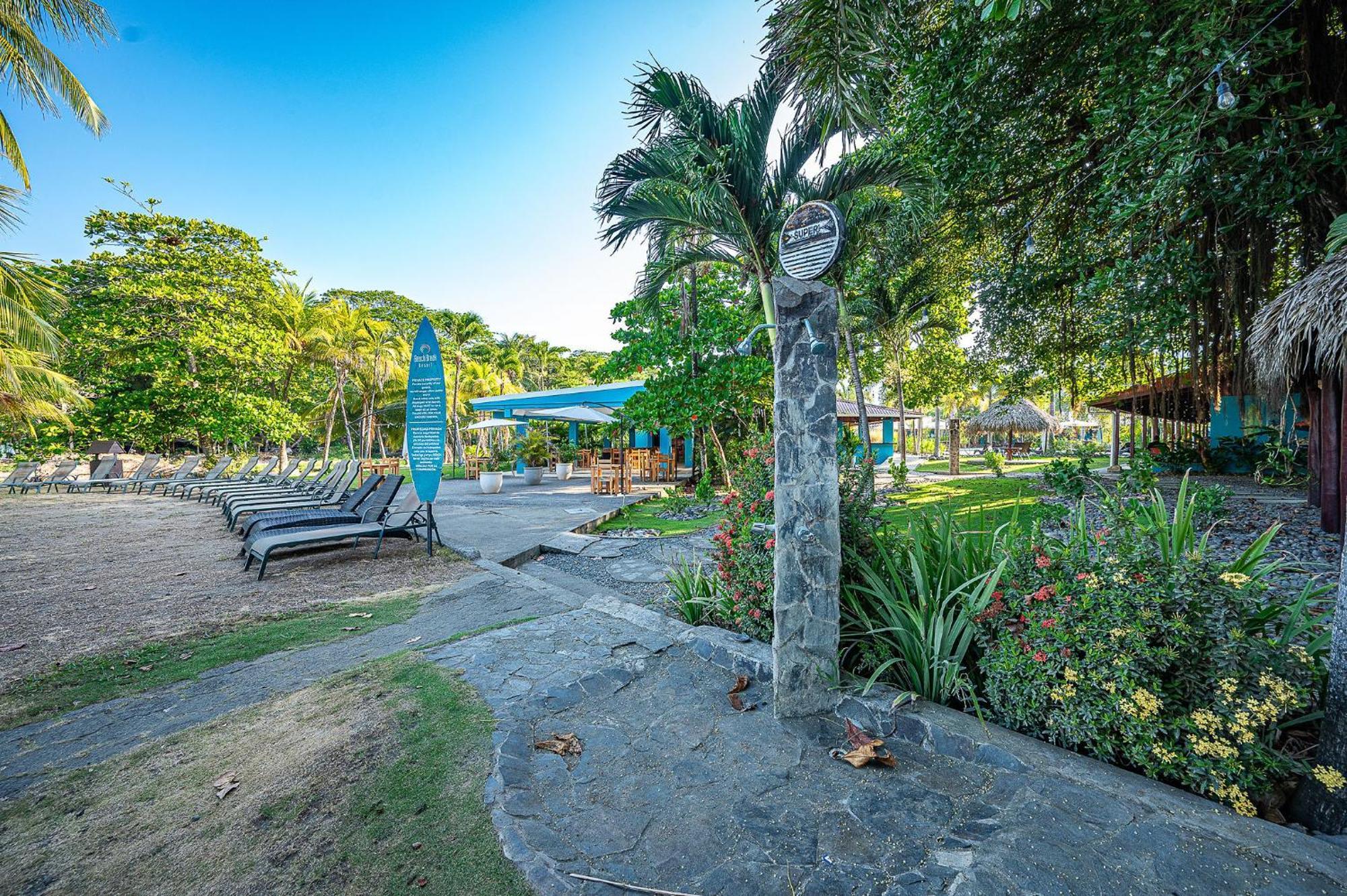 Beach Break Resort & Cr Surf Camp Хако Экстерьер фото